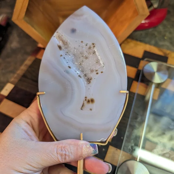 Crystal Druzy Agate on Stand - Picture 2 of 7